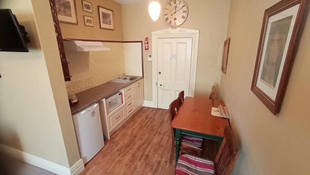 Blakes Manor Self Contained Heritage Accommodation Deloraine Bagian luar foto