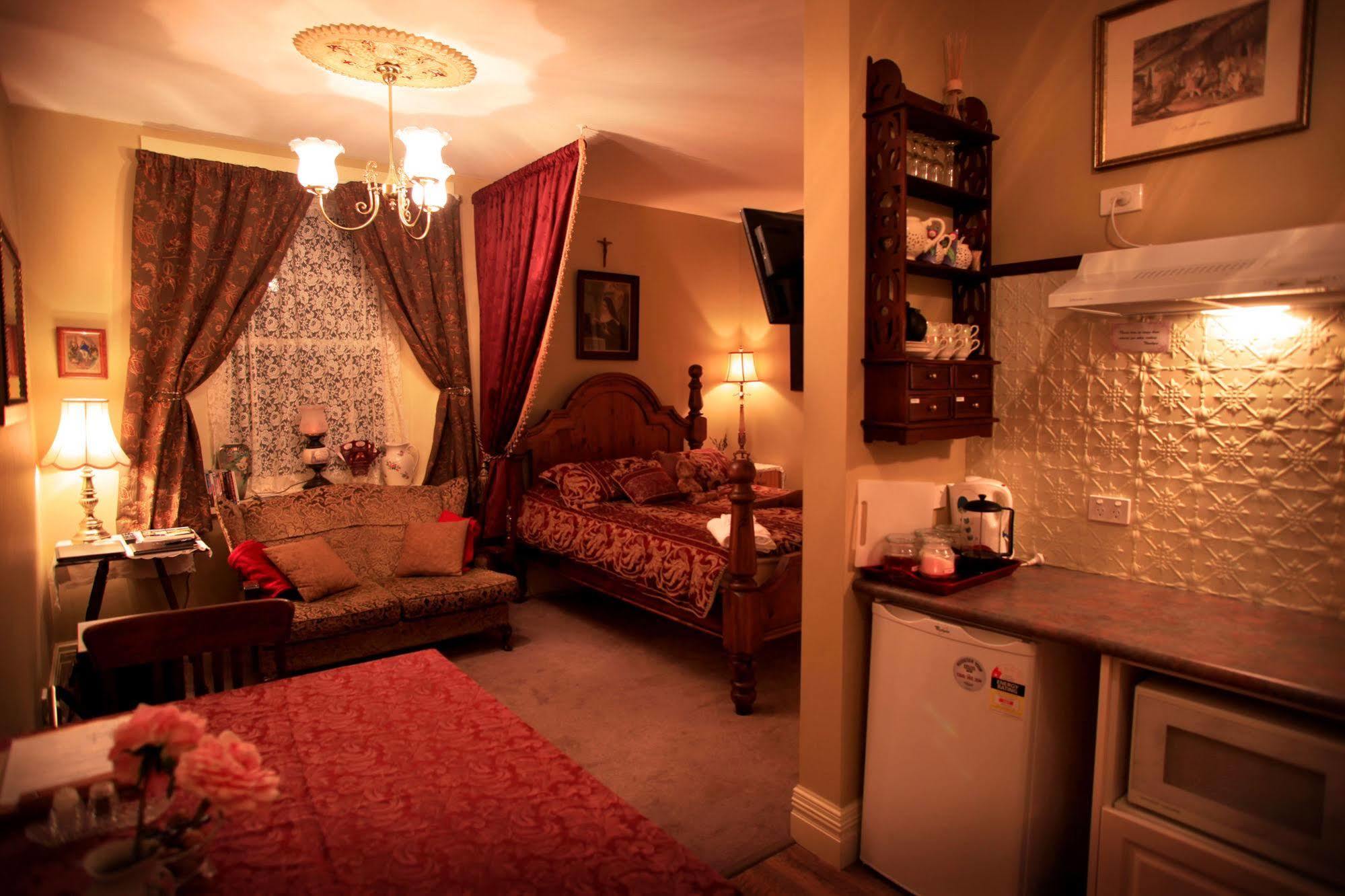 Blakes Manor Self Contained Heritage Accommodation Deloraine Bagian luar foto
