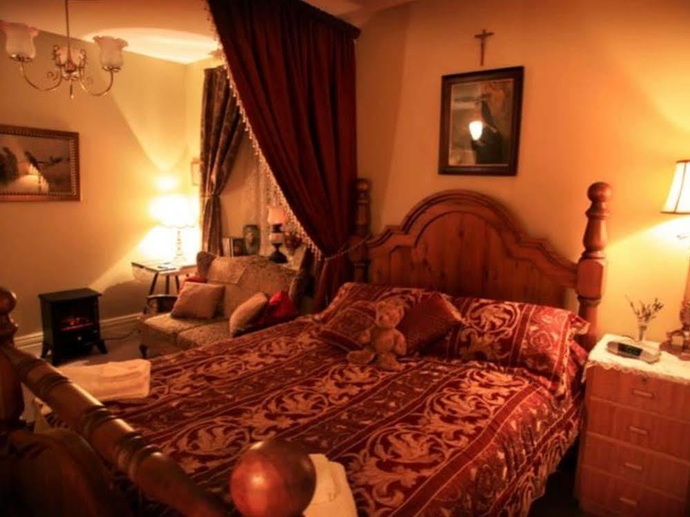 Blakes Manor Self Contained Heritage Accommodation Deloraine Bagian luar foto