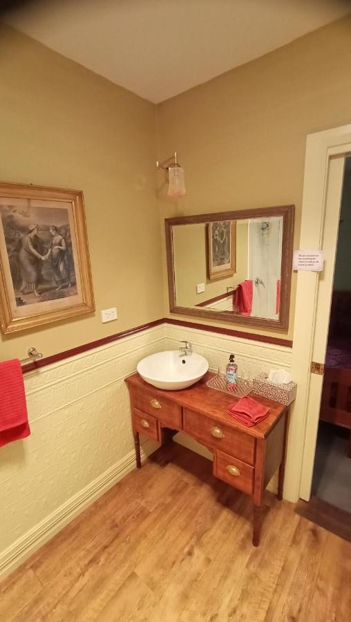Blakes Manor Self Contained Heritage Accommodation Deloraine Bagian luar foto